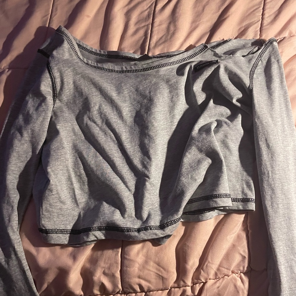 Gray Long Sleeve Off-Shoulder Crop Top